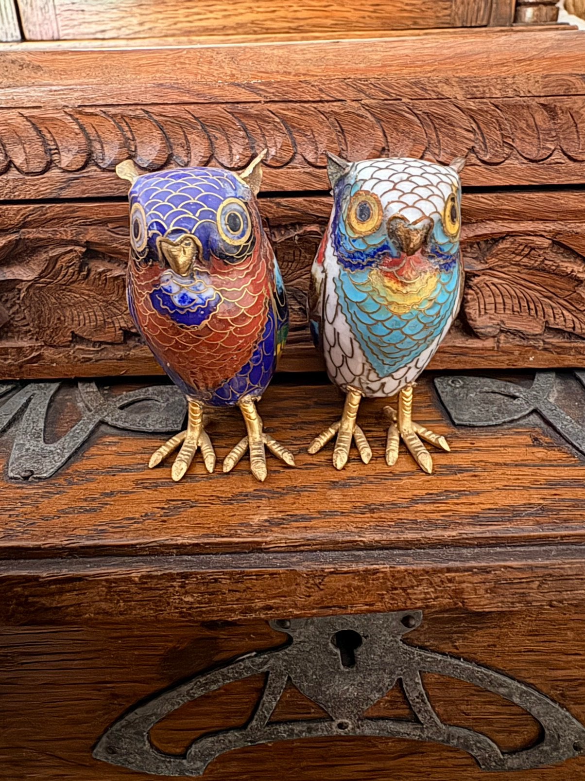 Oude Cloisonné Uilen, Verzenden