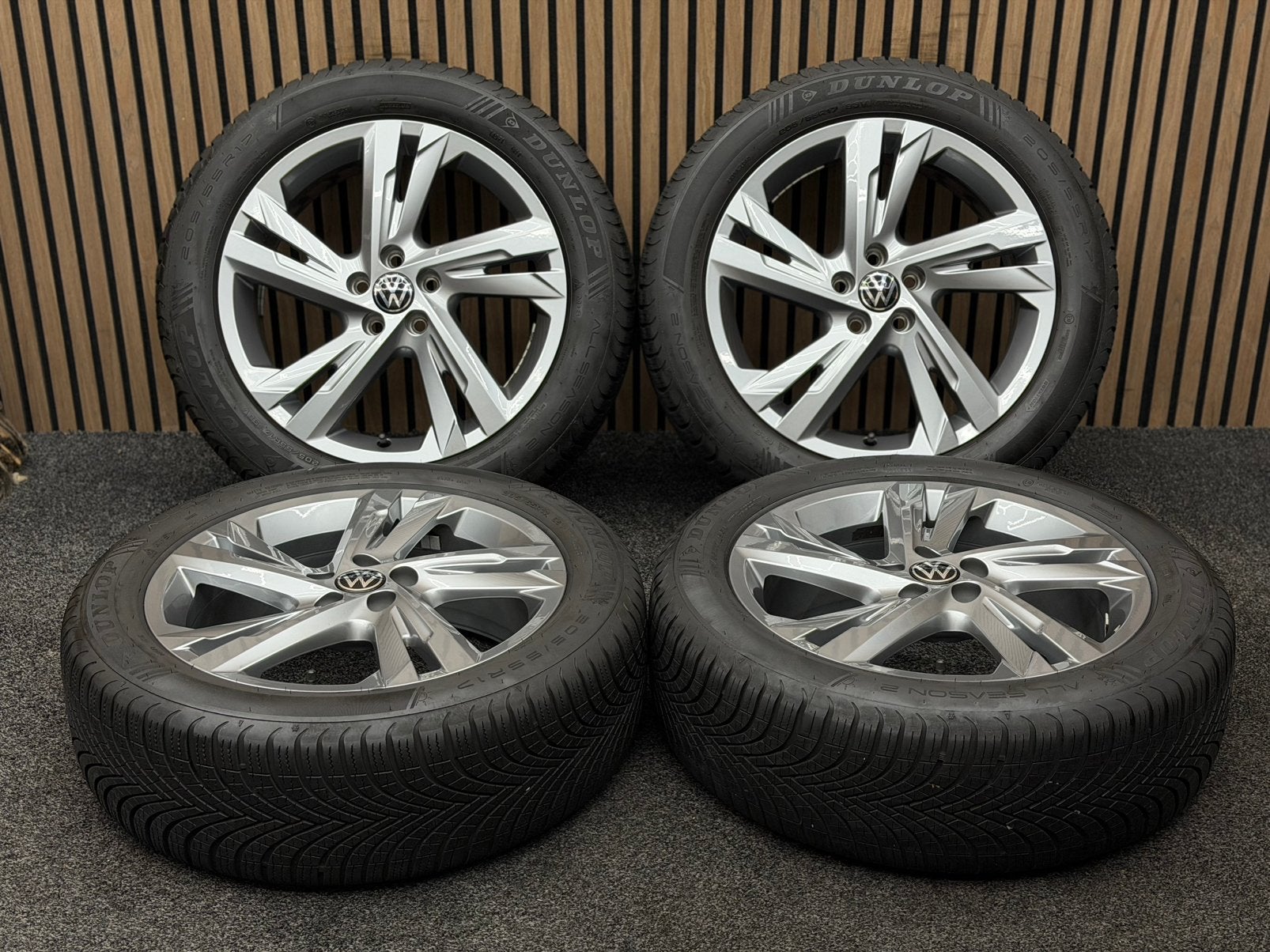 Originele 17 inch VW Taigo T-Cross Valencia 5x100 All Season, Ophalen, ., Banden en Velgen, 17 inch