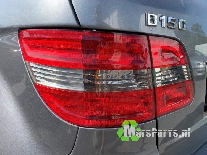 Achterlicht links van een Mercedes B-Klasse, Gebruikt, -, Ophalen of Verzenden, -