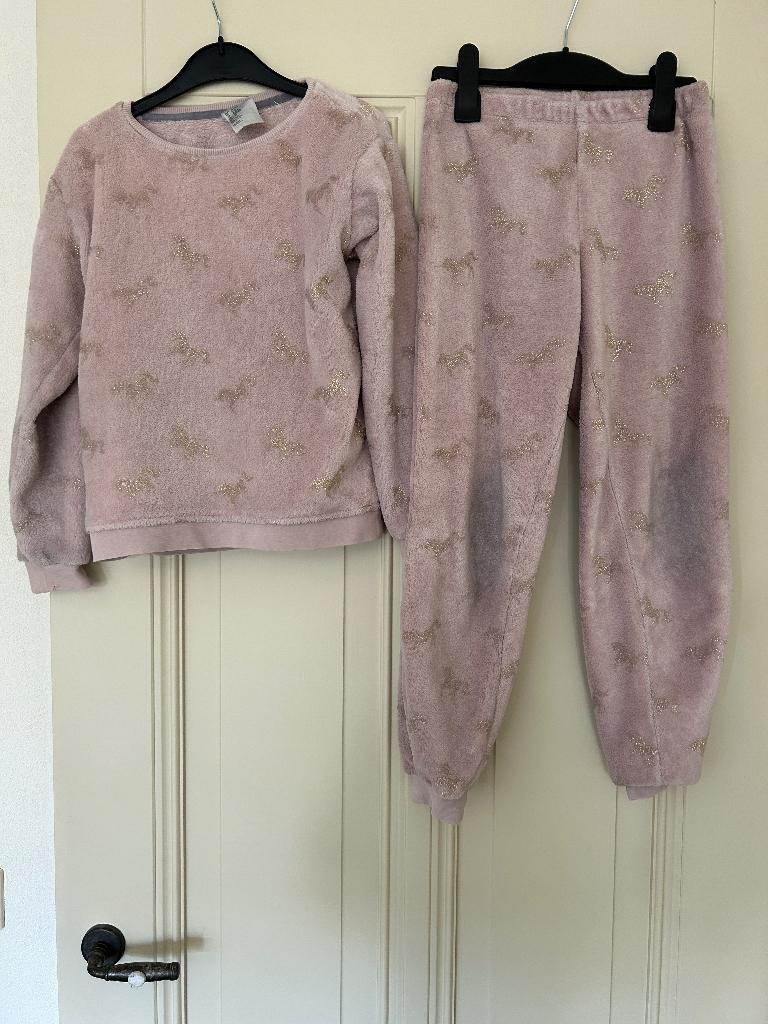 Dikke pyjama met gouden unicorns maat 134-140, Nacht- of Onderkleding, Gebruikt, H&M, Verzenden