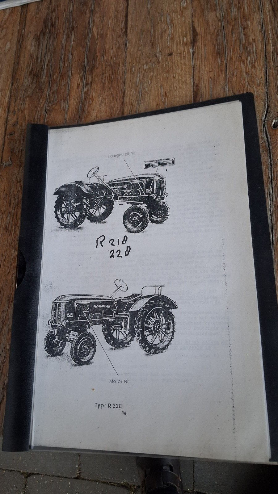 Hanomag R 218 / R 228 Instructieboekje (NL, 11 blz.), Ophalen of Verzenden, Gelezen