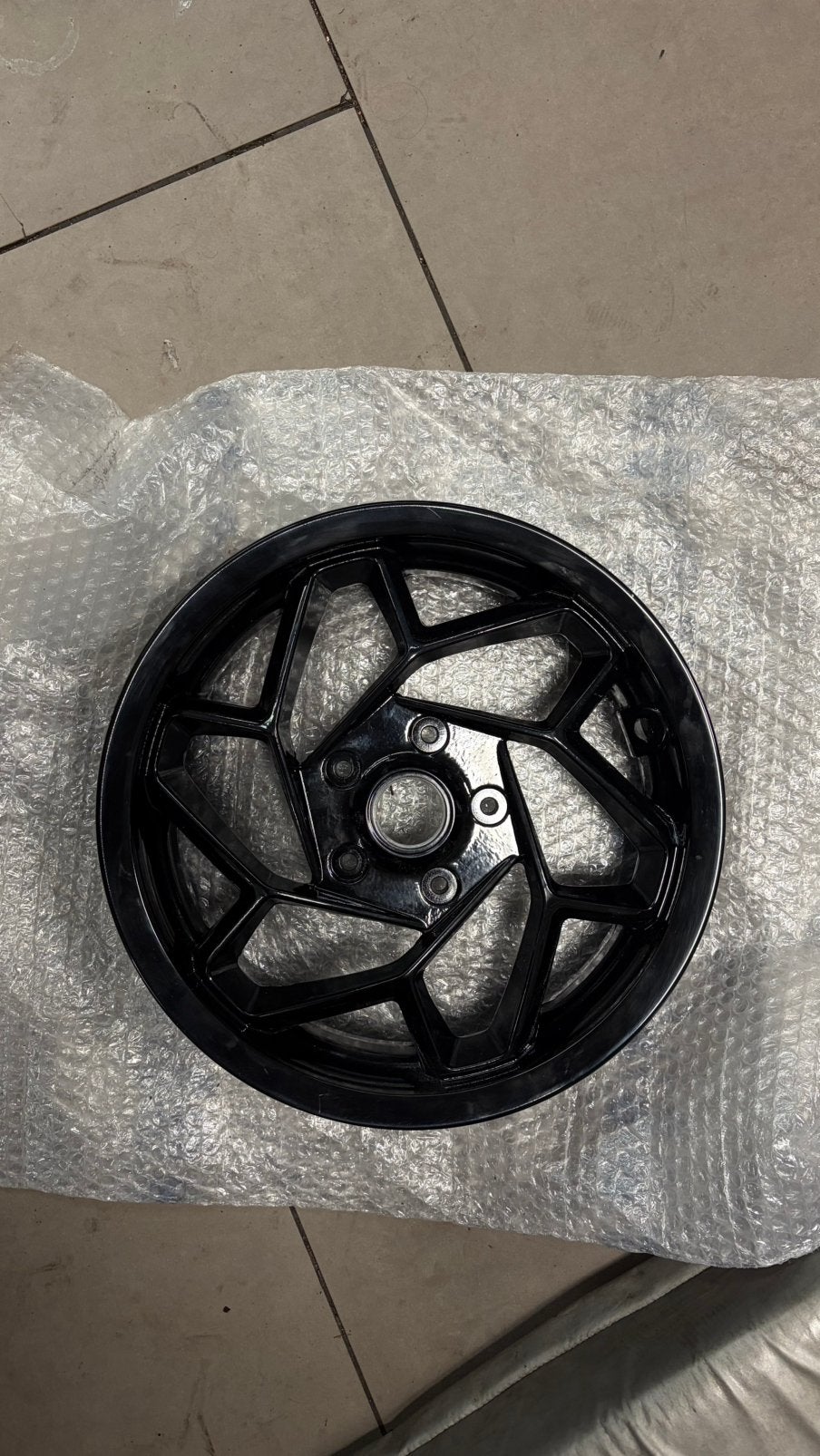 Vespa velg 1x 12inch, Motoren, Ophalen
