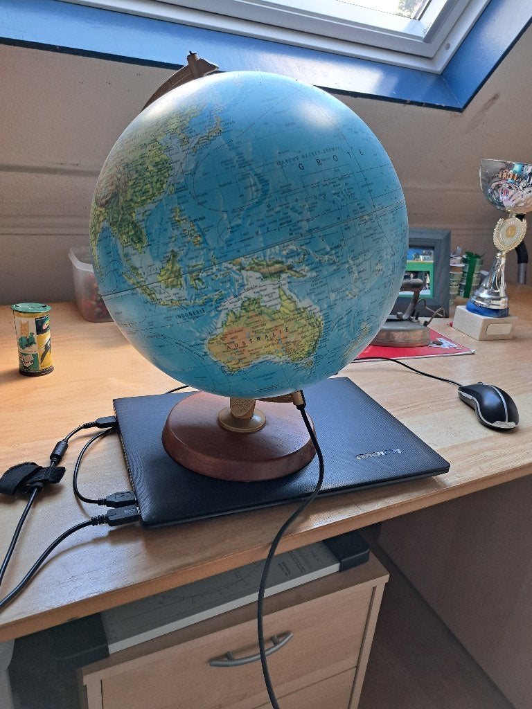 Globe, Ophalen of Verzenden, Verlicht, Zo goed als nieuw