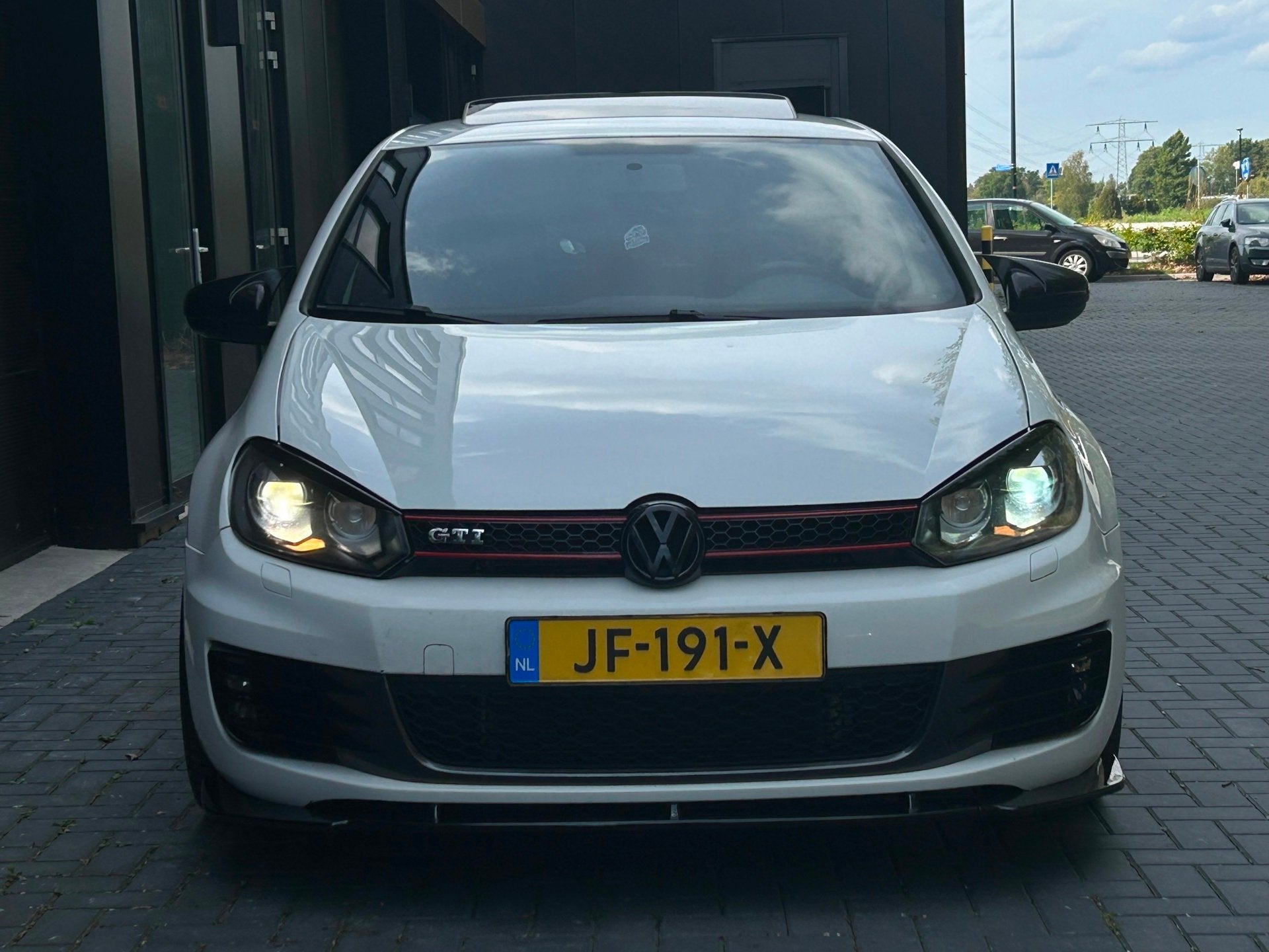 Volkswagen Golf 2.0 GTI DAKJE/LEDER/MAXTON/DSG/LED/BOMVOL/AP, Auto's, Voorwielaandrijving, Euro 5, Gebruikt, Zwart