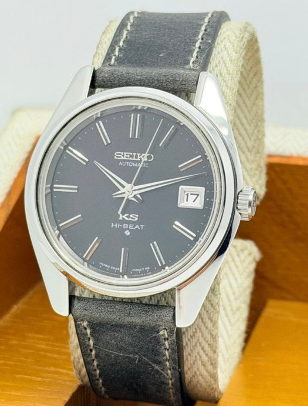 Seiko King Seiko 5626-7000 – zwarte wijzerplaat – vintage, Seiko, Leer, Polshorloge, Ophalen of Verzenden