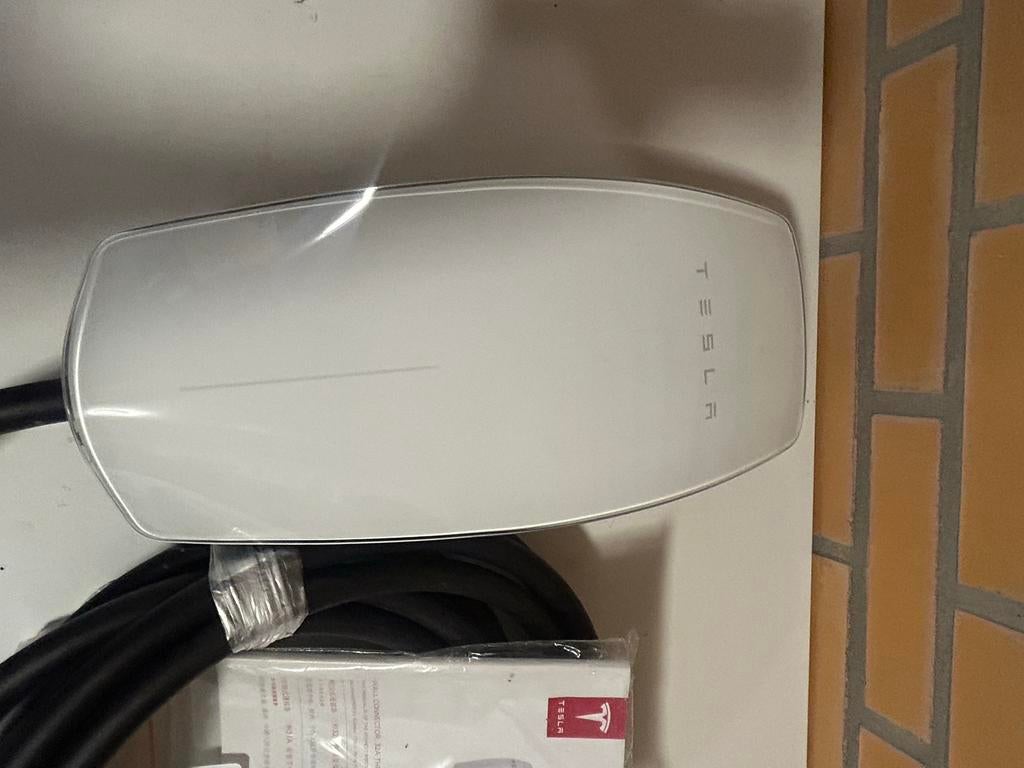 Tesla Wall Connector Gen 3 -, Ophalen of Verzenden, Zo goed als nieuw, Laadpaal en Laadkabel
