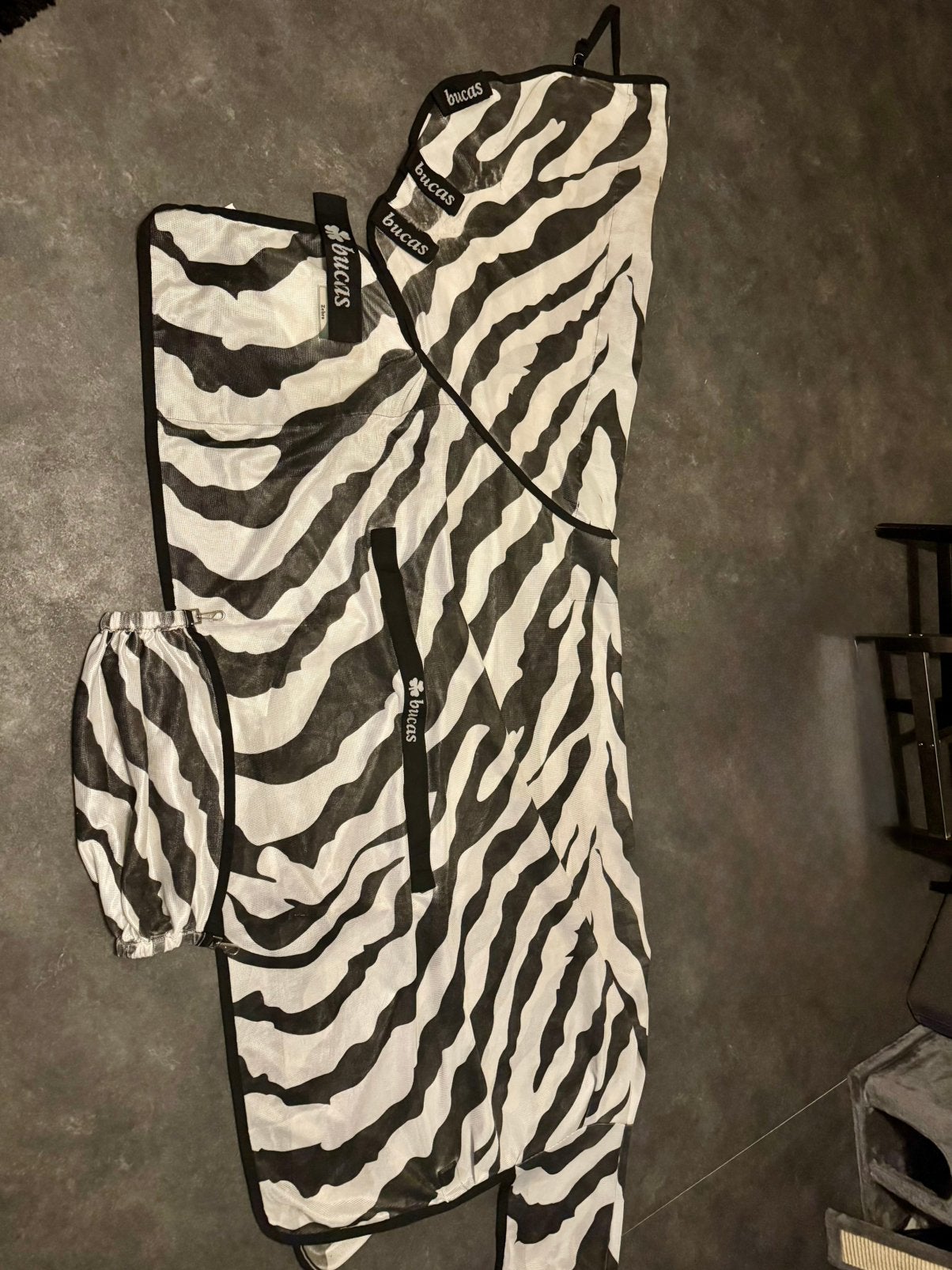 Bucas Zebra Full Neck 195/145, Dieren en Toebehoren, Paarden en Pony's | Dekens en Dekjes, Ophalen of Verzenden, Zo goed als nieuw