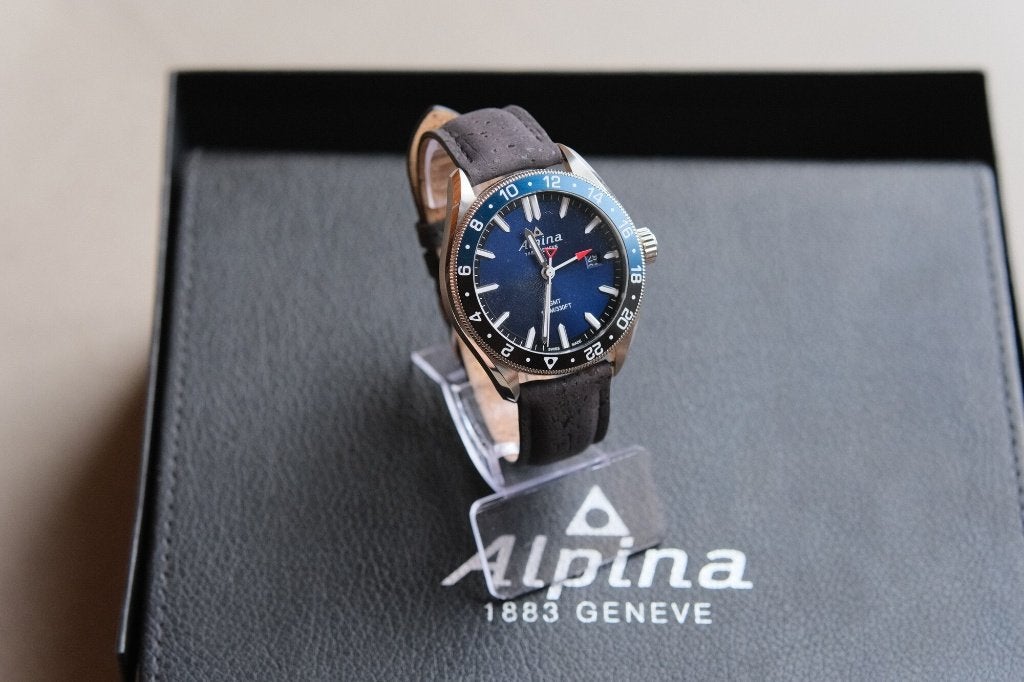 Alpina Alpiner Quartz GMT - Blue Dial, Overige merken, Staal, Polshorloge, Ophalen of Verzenden
