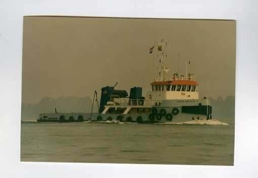 scheepvaart-foto-sara maatje V., Ophalen of Verzenden, Zo goed als nieuw, Motorboot, Boek of Tijdschrift