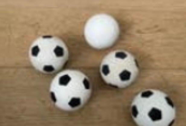 Stressball die eruitziet als een voetbal 1 eur per stuk, Ophalen of Verzenden, Nieuw, Overige typen