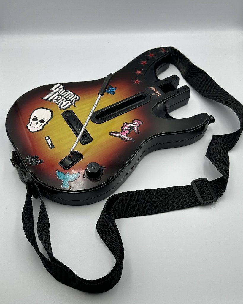Guitar Hero: World Tour game + gitaar + microfoon (PS2), Muziek, Eén computer, Ophalen of Verzenden, Zo goed als nieuw