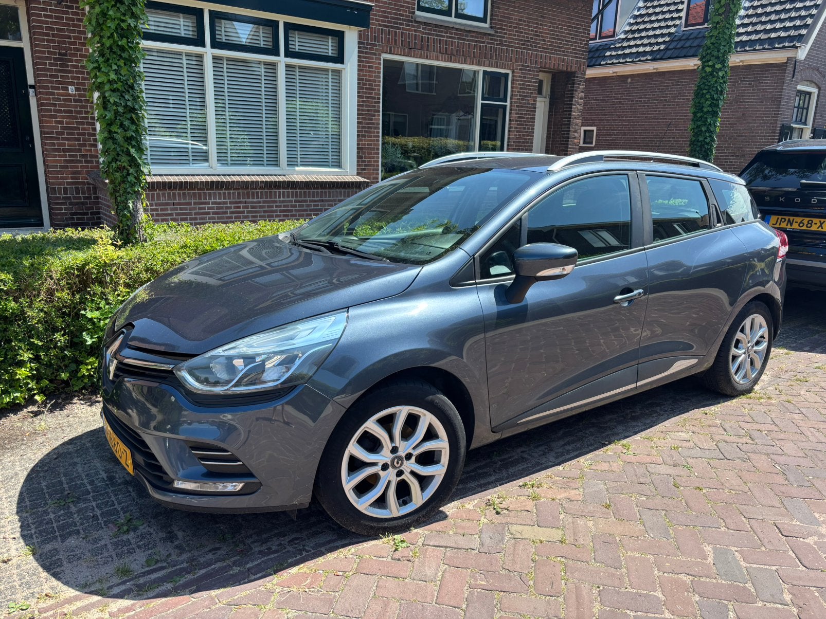 Renault Clio TCe 90pk 2018 Dealeronderhouden Blauw-Grijs, Voorwielaandrijving, 898 cc, Stof, 49 €/maand