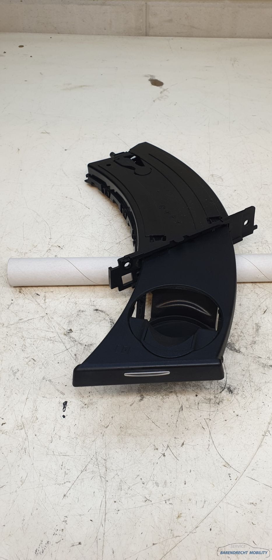 Bekerhouder BMW E90 E91 E92 E93 E9x 3 serie links bestuurder, Petuelring 130
80788  Munich, DE, Gebruikt, Info@bmw.de, Ophalen of Verzenden