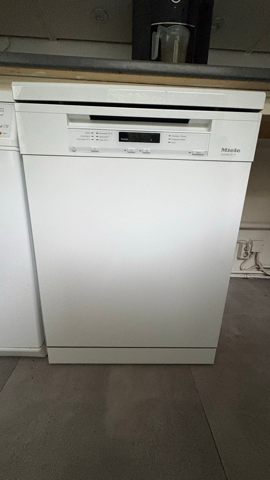 Miele Jubilee A+++ Vrijstaande Vaatwasser, Ophalen, 60 cm of meer, Minder dan 10 liter, Zo goed als nieuw