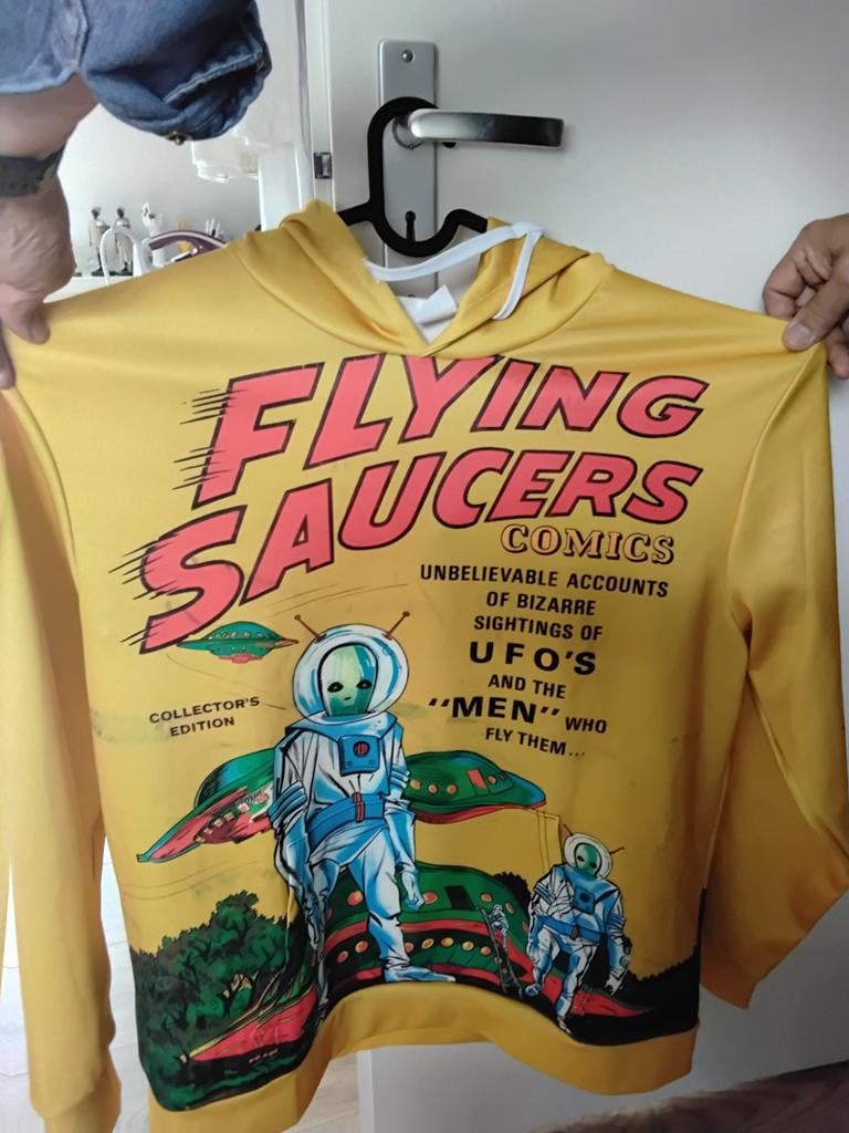 Verzamel object hoodie ufo, Verzamelen, Ophalen of Verzenden, Overige typen