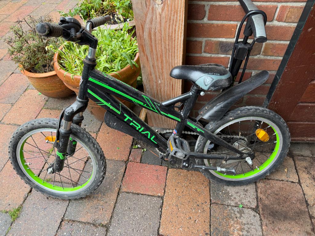 Alpina Trial kinderfiets 16 inch - Zwart/Groen opknapper, Fietsen en Brommers, Fietsen | Kinderfietsjes, Ophalen of Verzenden