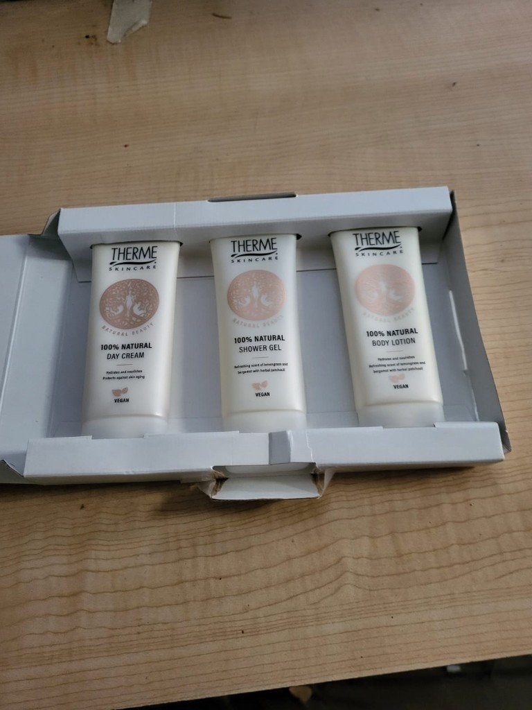 therme skincare, Ophalen of Verzenden, Nieuw, Bodylotion, Crème of Olie