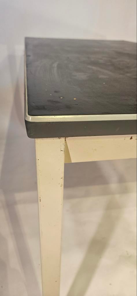 Ahrend tafel - Gebruikt, Gebruikt, H, Rechthoekig, 50 tot 100 cm