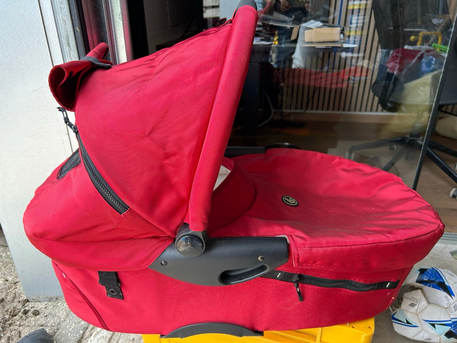 Reiswieg voor kinderwagen - Rood (ook als wiegje te gebruike, Zo goed als nieuw, Met reiswieg, Ophalen, Kinderwagen