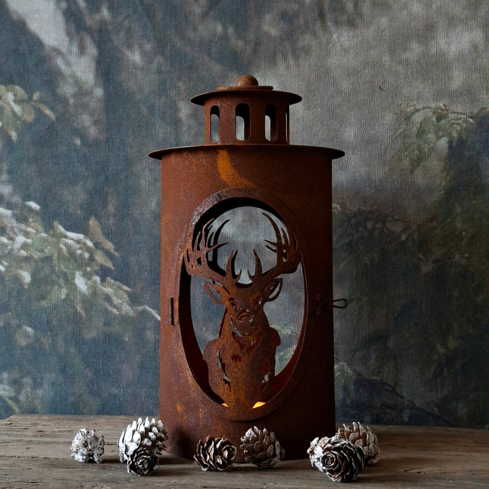 Roest metalen lantaarn hert., Nieuw, Ophalen of Verzenden, Metaal, Bruin