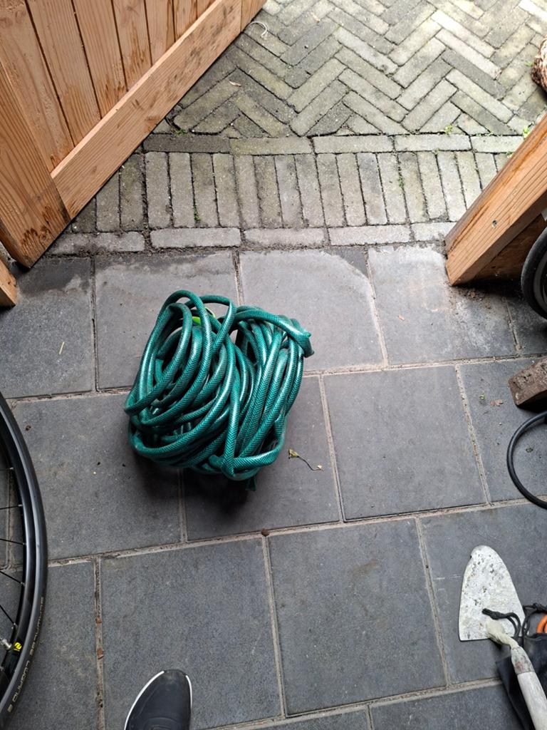 Gratis tuinslang, Tuin en Terras, Tuinslangen, Ophalen of Verzenden, Tuinslang