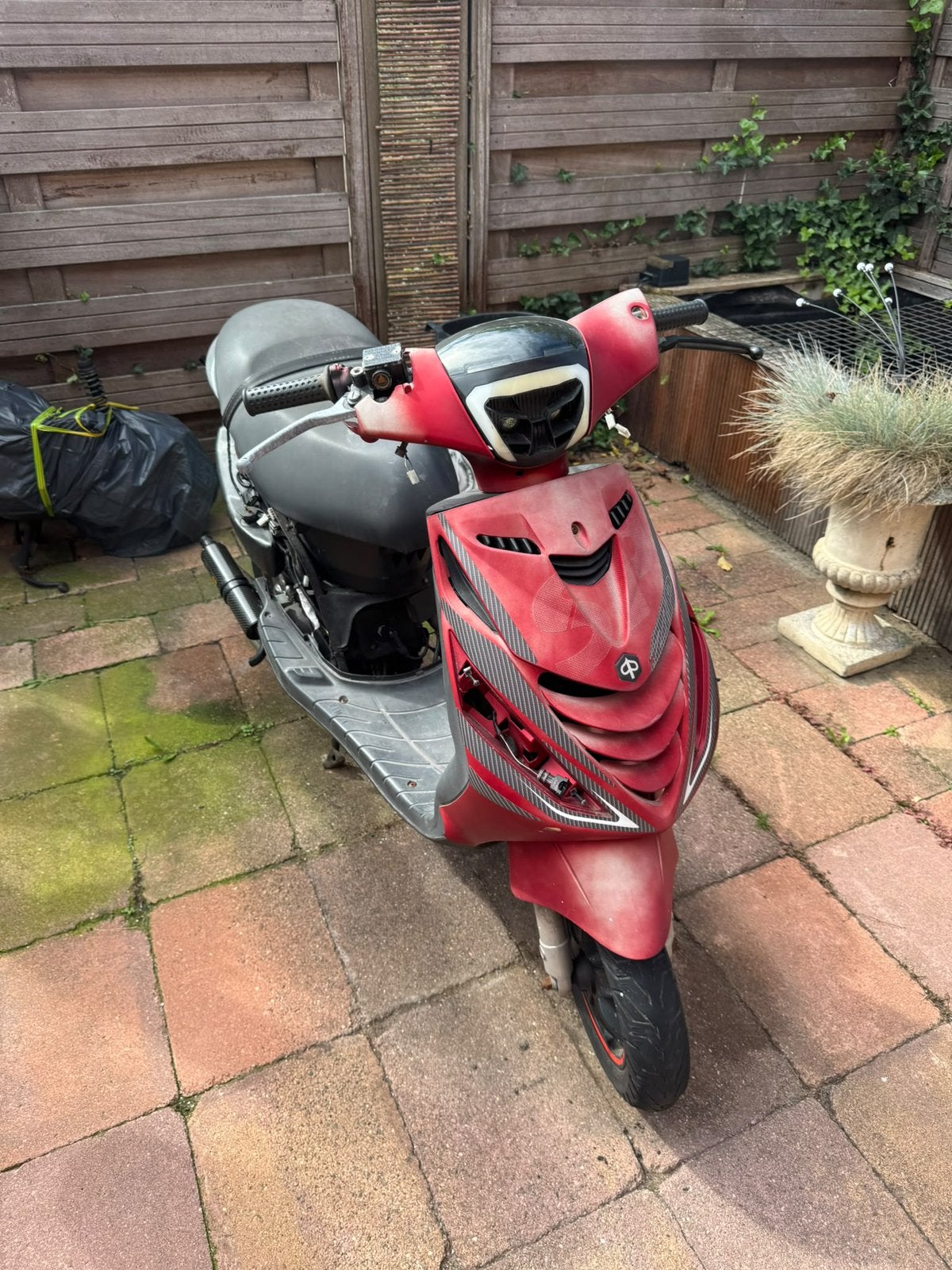 Zip 2 takt 70cc, Fietsen en Brommers, Ophalen, Gebruikt, Benzine, Zip