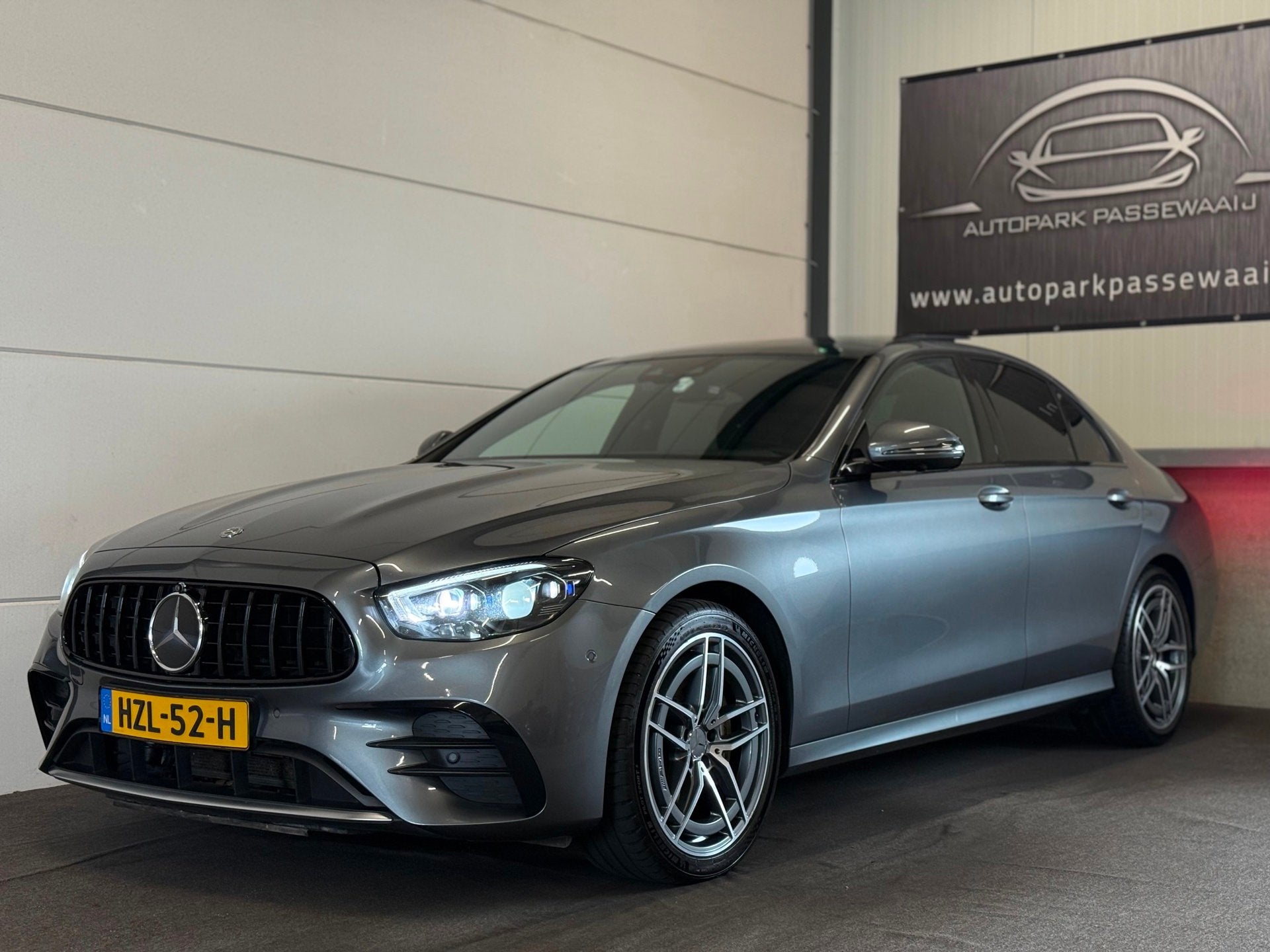 Mercedes-Benz E-klasse AMG 53 4MATIC+ Pano, ACC, Apple Carpl, Auto's, Mercedes-Benz, Automaat, Automatische klimaatregeling, 435 pk