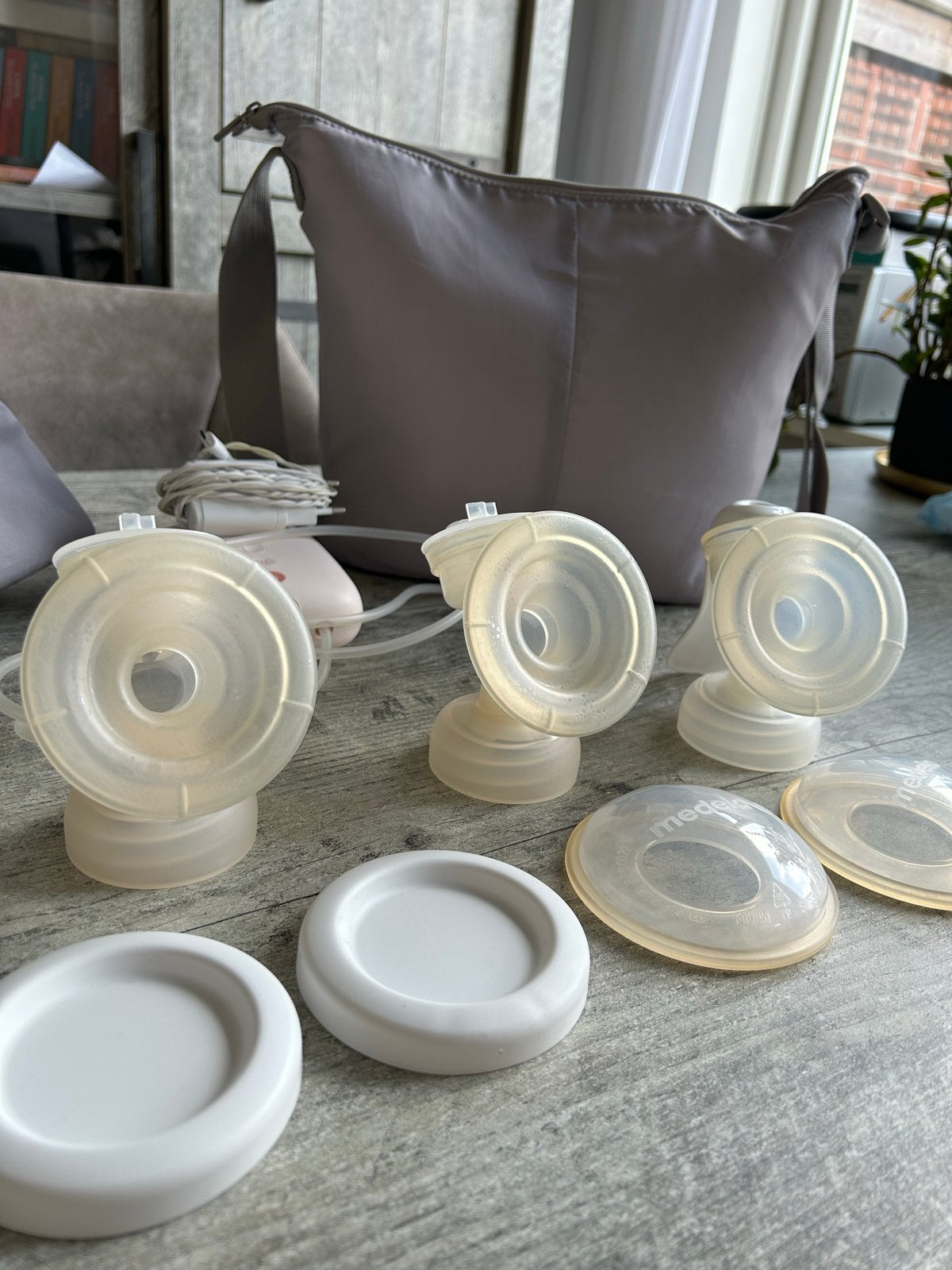 Philips Avent dubbele borstkolf met Medela accessoires, Ophalen of Verzenden, Gebruikt