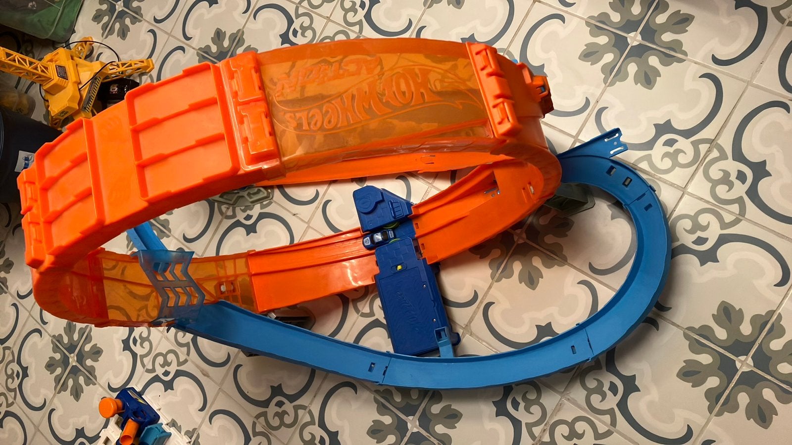 Hot wheels  action wervelende looping, Kinderen en Baby's, Ophalen of Verzenden, Zo goed als nieuw