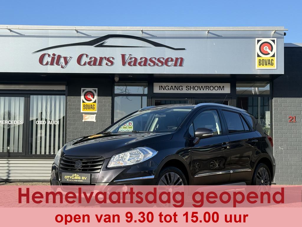 Suzuki S-Cross 1.6 Exclusive 120 pk panoramadak navigatie ca, Voorwielaandrijving, Stof, Gebruikt, 4 cilinders