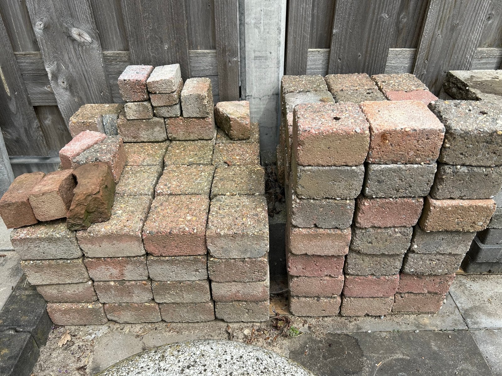 Gratis gebruikte klinkers ca. 130 stuks (10x10cm), Ophalen, Overige materialen, Gebruikt, Minder dan 20 cm