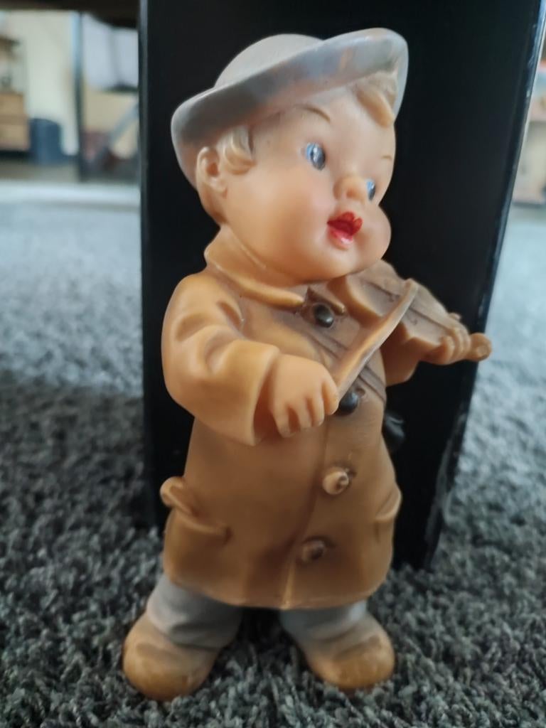 Vintage Japan knijpfiguur violist jaren 50/60, Ophalen of Verzenden, Zo goed als nieuw, Mens