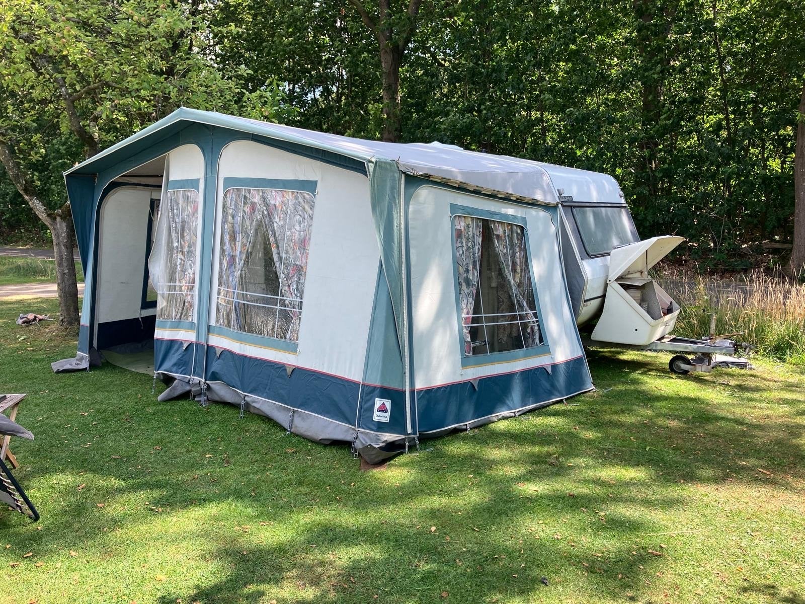 Caravan, Caravans en Kamperen, Caravans, Vast bed, Solifer, Particulier, Tot en met 4