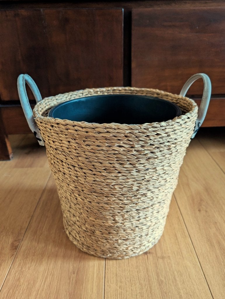 Grote mand / bloempot zeegras met kunststof binnenpot, Overige materialen, Rond, Nieuw, Minder dan 40 cm