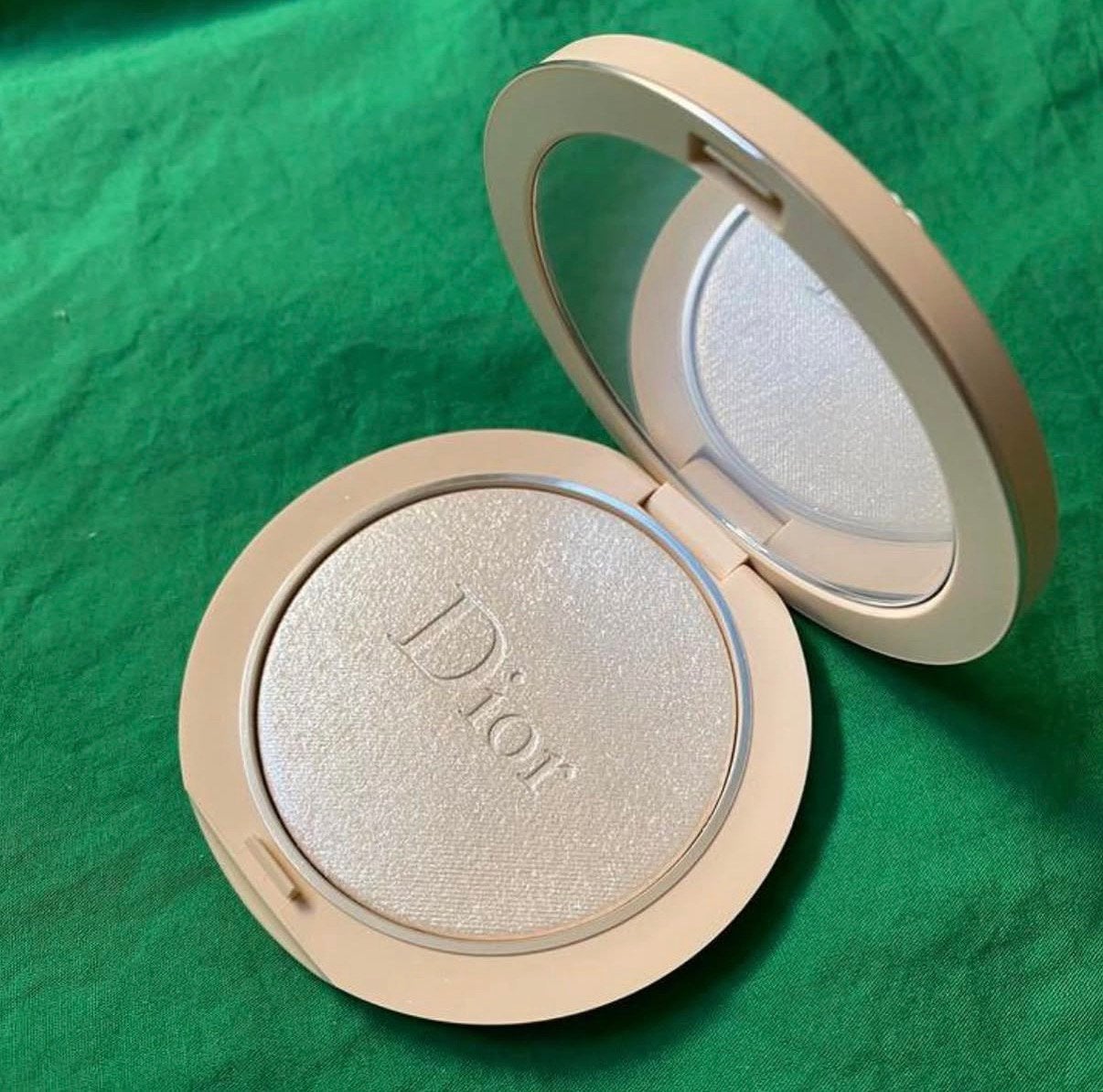 Dior forever couture luminizer 03 pearlescent glow, Gehele gezicht, Nieuw, Ophalen of Verzenden, Make-up