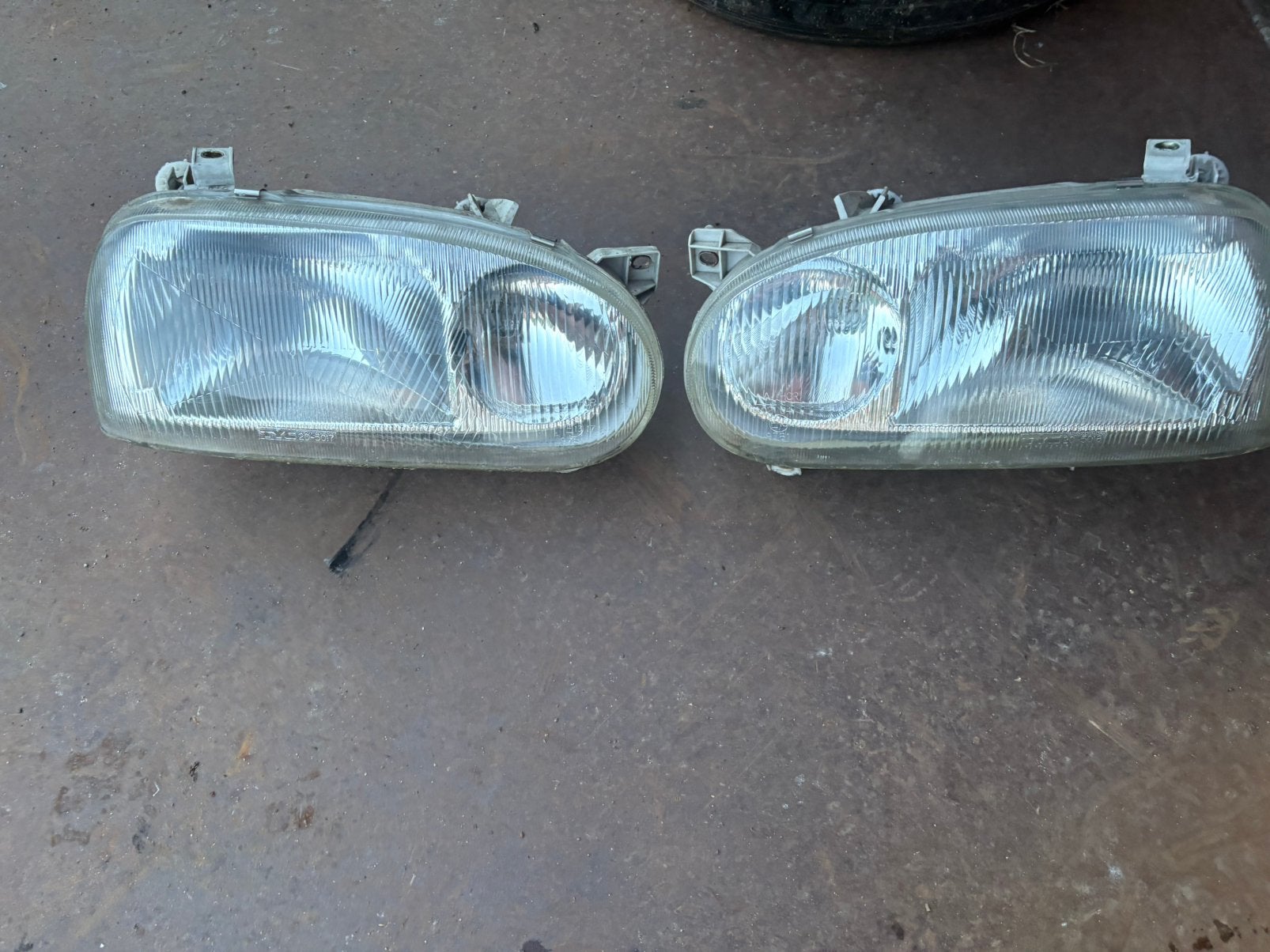 Golf 3,vr6/gti koplampen,zgan., Ophalen
