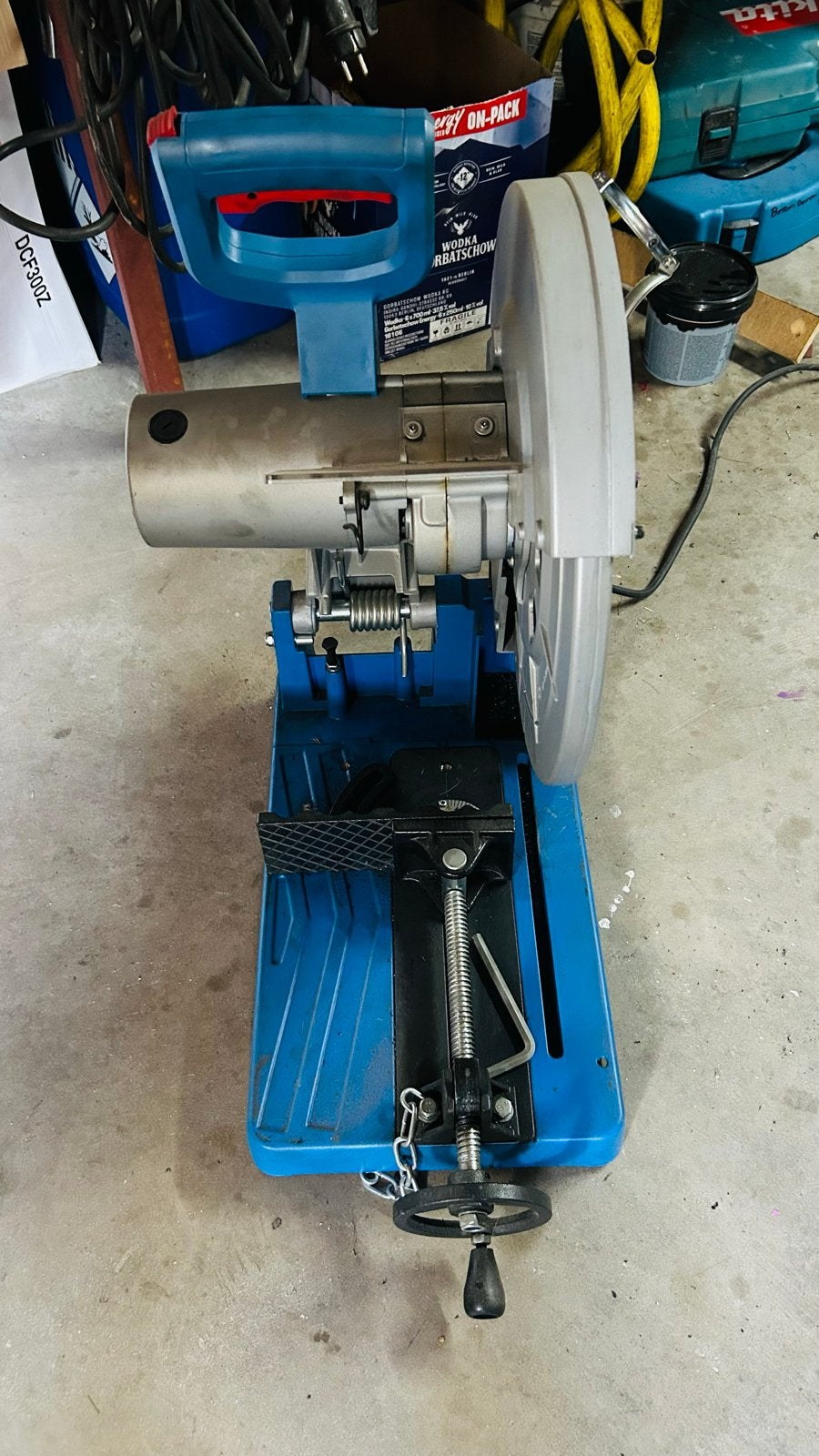 HBM Deluxe Metaal Afkortzaag - Zo goed als nieuw, Ophalen, 70 mm of meer, Zo goed als nieuw, Afkortzaag