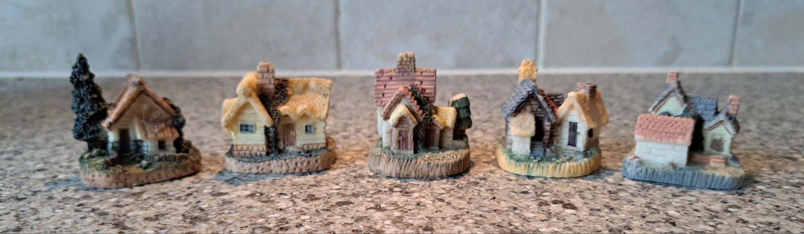 5 vintage huisjes beeldjes Leonardo collectie, Ophalen of Verzenden, Zo goed als nieuw