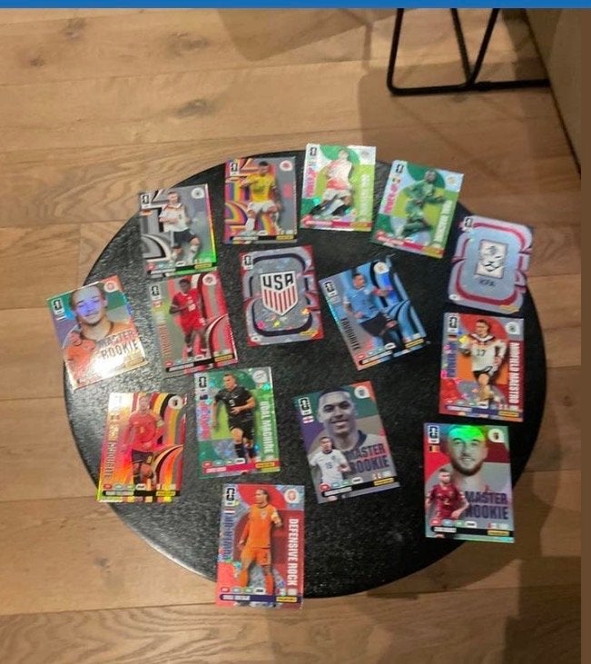 Panini Adrenalyn XL FIFA World Cup 2022 voetbal kaarten, Ophalen of Verzenden, Zo goed als nieuw, Overige sporten, Spelerskaart