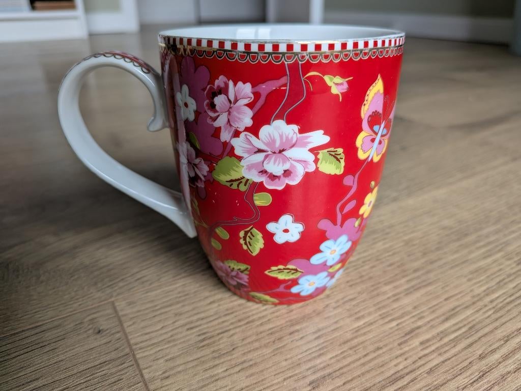 Mok van Pip Studio, Huis en Inrichting, Keuken | Servies, Ophalen of Verzenden, Zo goed als nieuw, Overige stijlen, Kop(pen) en/of Schotel(s)