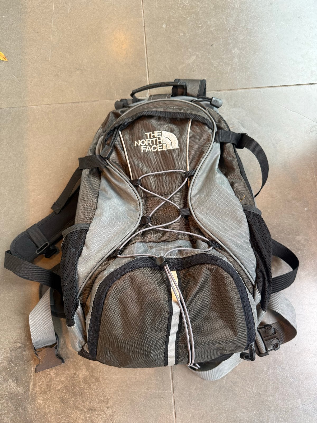 The North Face Rugzak - Ideaal voor Trekking en Outdoor, 25 tot 40 cm, Ophalen of Verzenden, Zo goed als nieuw, Trekking