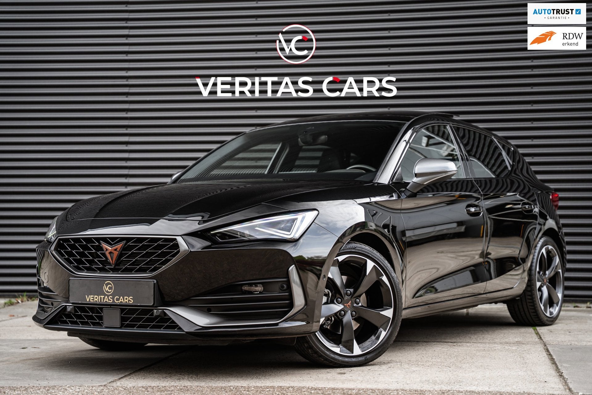 Cupra Leon 1.5 eTSI Business Edition 150PK|Pano|Camera|ACC|L, Auto's, Cupra, 4 cilinders, 150 pk, Leon, Zwart