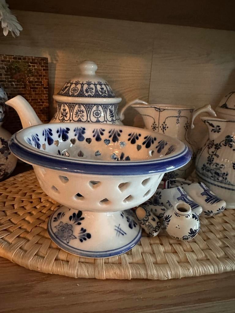 Delfts Blauw Fruitschaal met Molen en Hartjes, Ophalen of Verzenden