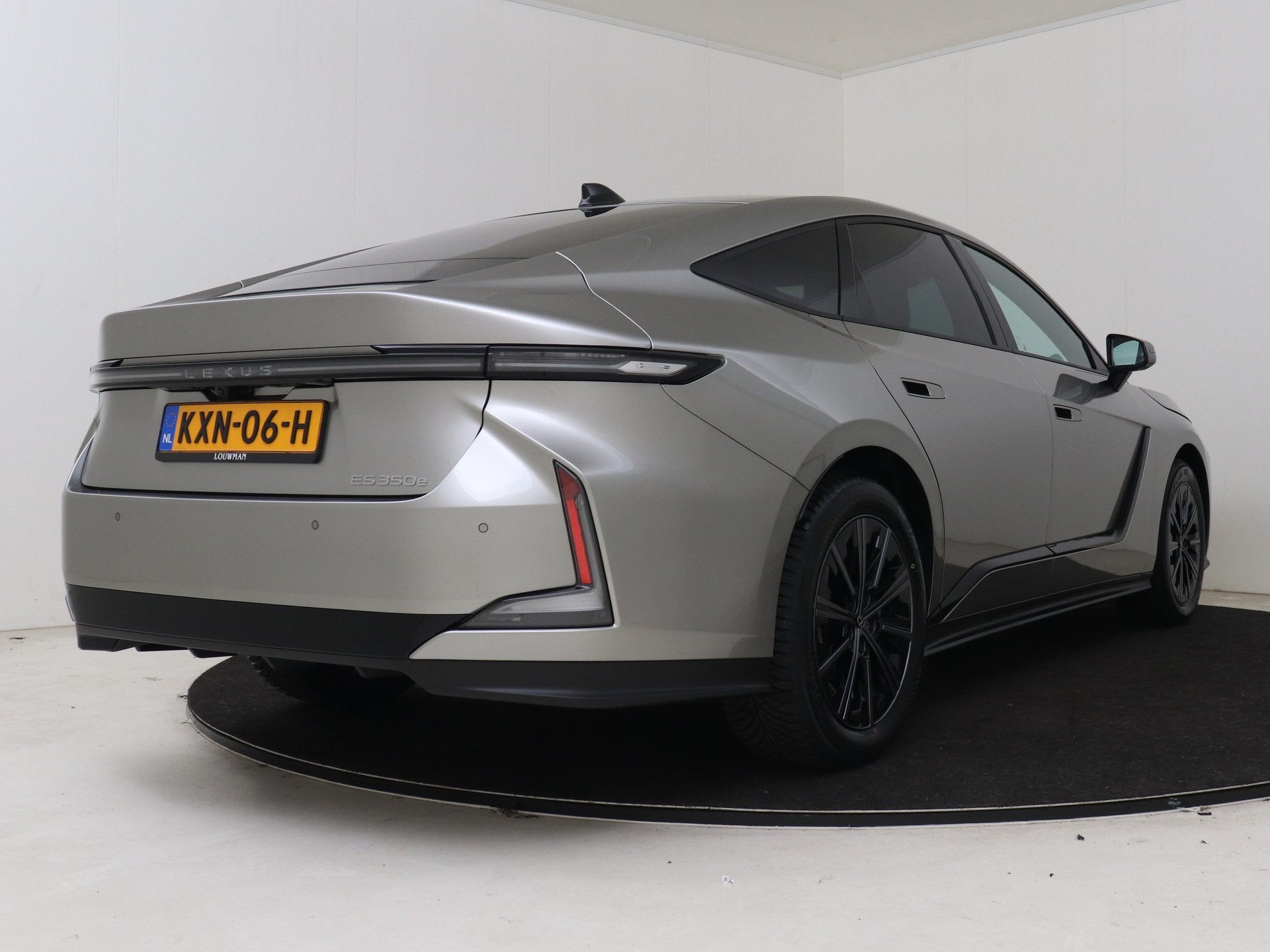 Lexus ES 350e Luxury Line | Schuif/Kantel Dak | Warmtepomp |, Auto's, Zwart, 575 km, 24 min, Leder