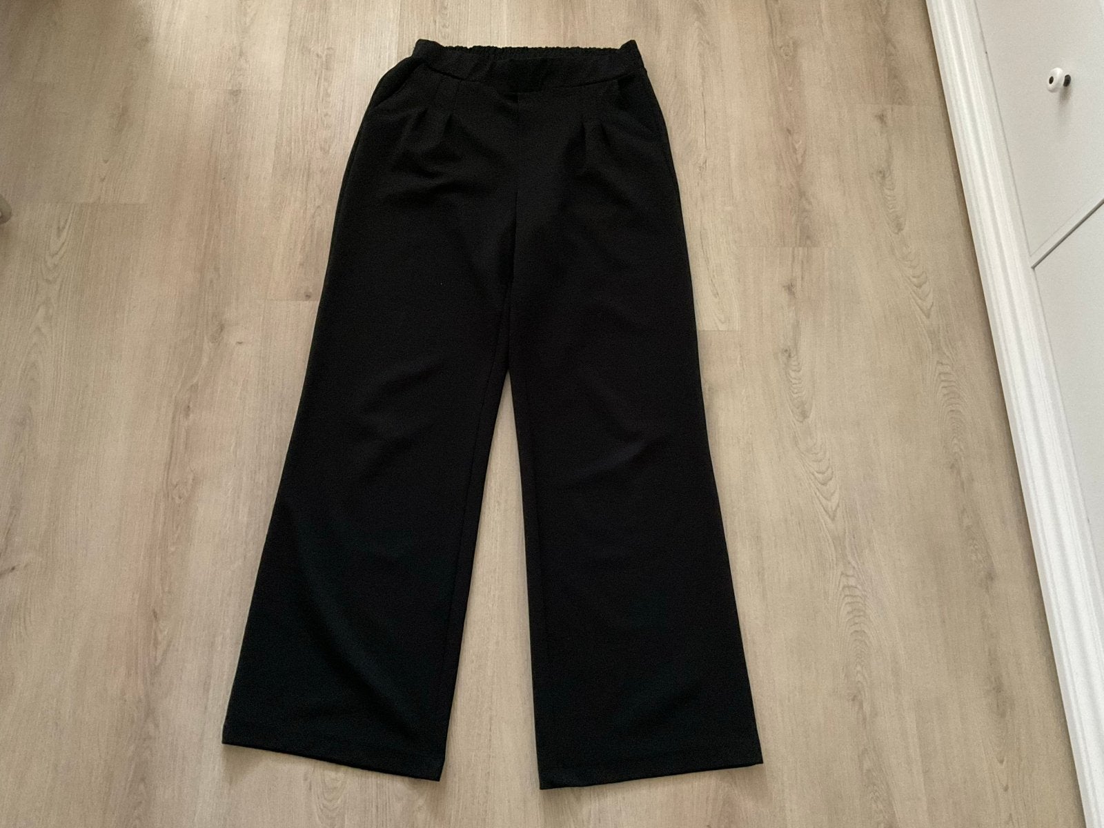 Costes lange broek met wijde pijpen en elastische taille L, Zwart, Maat 42/44 (L), Nieuw, Ophalen of Verzenden