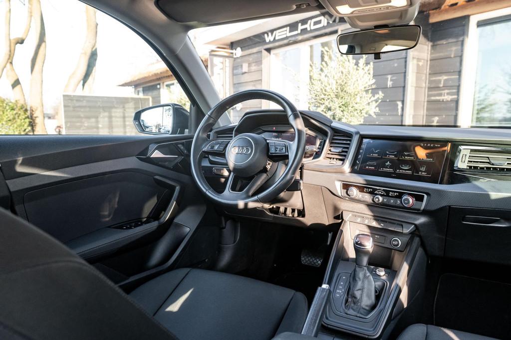 Audi A1 Sportback 30 TFSI Advanced Edition Automaat I Virtua, Blauw, 49 €/maand, Bedrijf, 3 cilinders