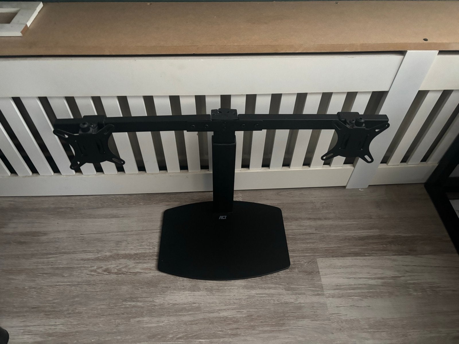 Monitor Arm 2 Schermen, Computers en Software, Ophalen, Zo goed als nieuw, In hoogte verstelbaar, Overige typen