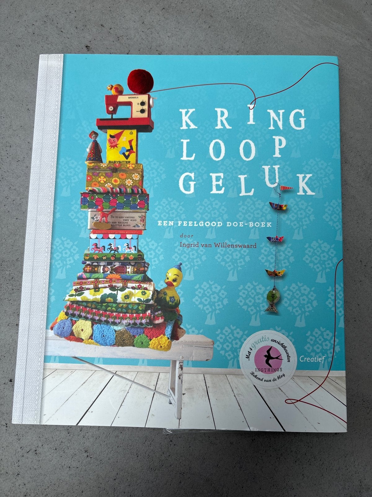 Kringloopgeluk - Een feelgood doe-boek, Boeken, Ophalen of Verzenden, Zo goed als nieuw, Overige onderwerpen