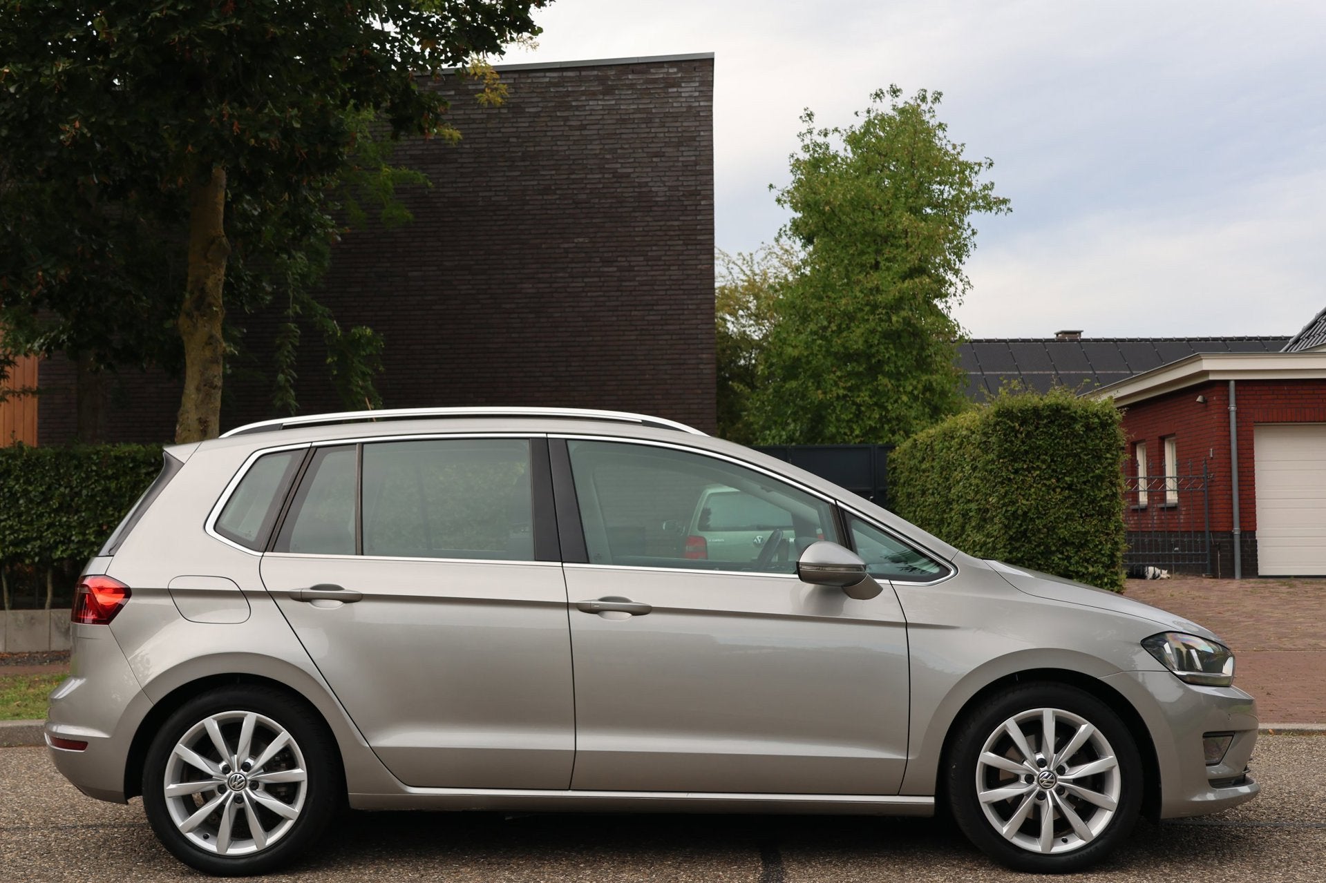 Volkswagen Golf Sportsvan 1.4 TSI Highline | 1e EIGENAAR | A, Auto's, Dealer onderhouden, Gebruikt, Euro 6, Alcantara
