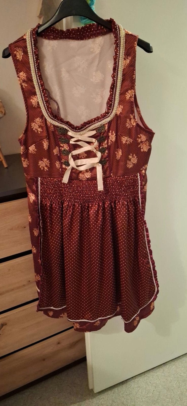 mooie dirndl maat L, Maat 42/44 (L), Ophalen of Verzenden, Kleding, Overige thema's